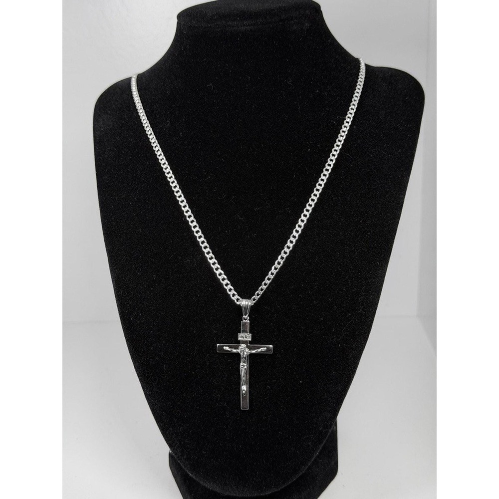 925 Sterling Silver Crucifix Cross Pendant Necklace 24 Inch Curb Chain